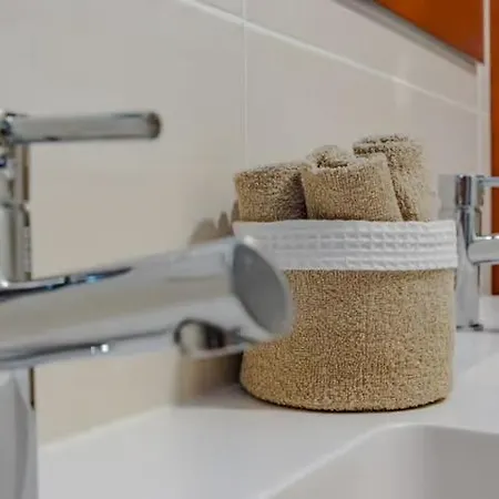 Dans A Parkings 사흘라 라 카네다