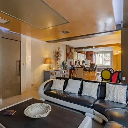 Dans A Parkings 사흘라 라 카네다